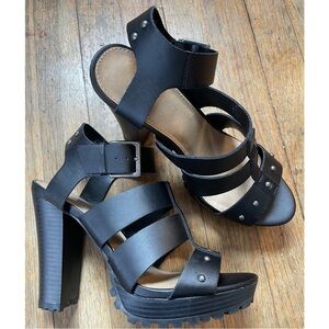 Report Skylar Studded Strappy Chunky Platform Heels ~ sz 7.5